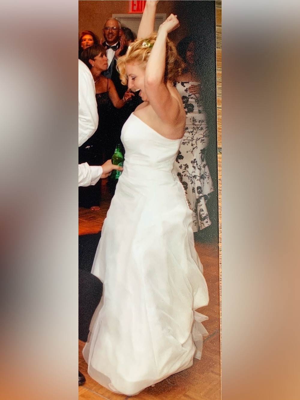 2003 Vera Wang Strapless White Bridal Gown
